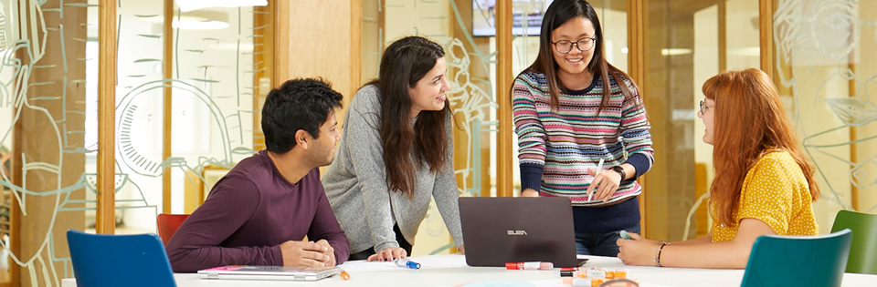 Infotage: Erlebe die Karls!